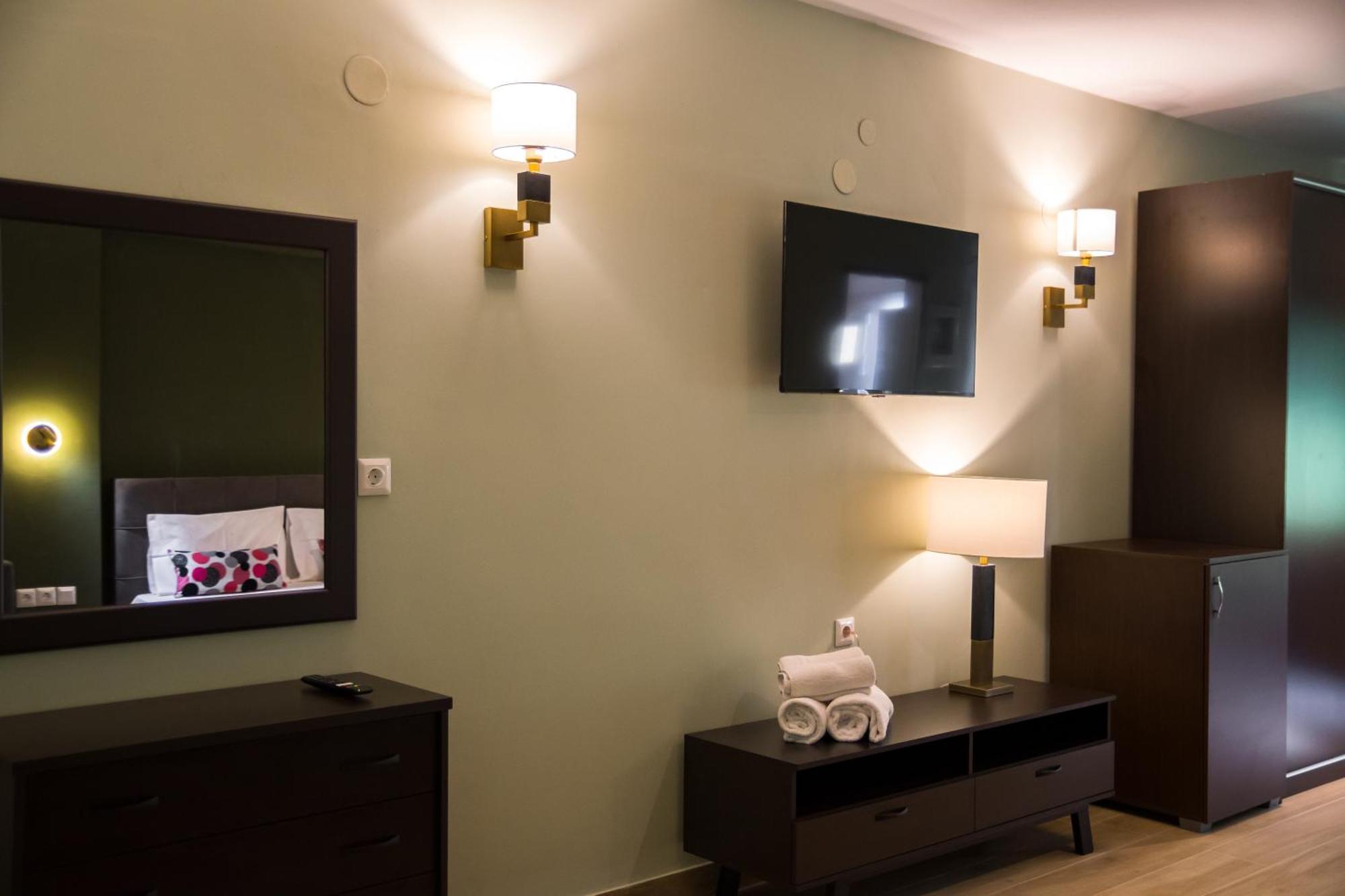 Prasino Horio Hotell Arnaía Eksteriør bilde